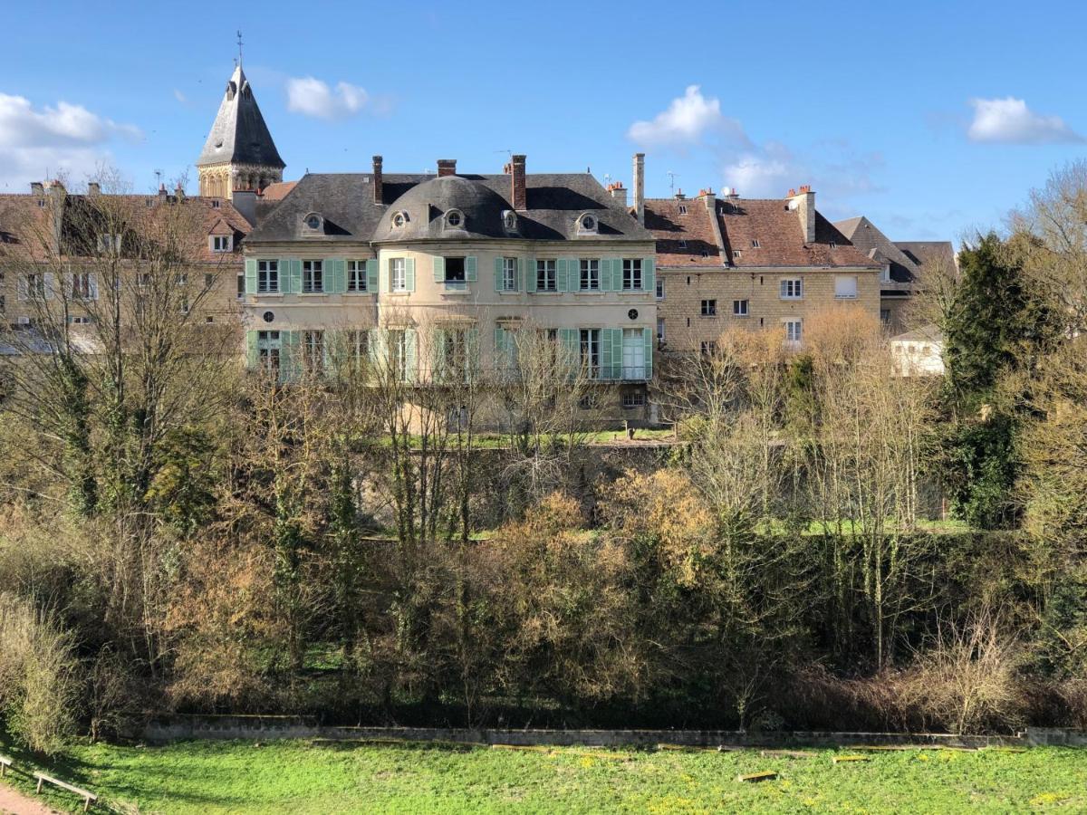Castel Saint-Léonard Bed and Breakfast Falaise  Buitenkant foto